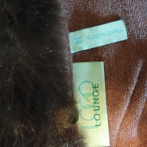 Fur collar coat - Picture 9 of 12